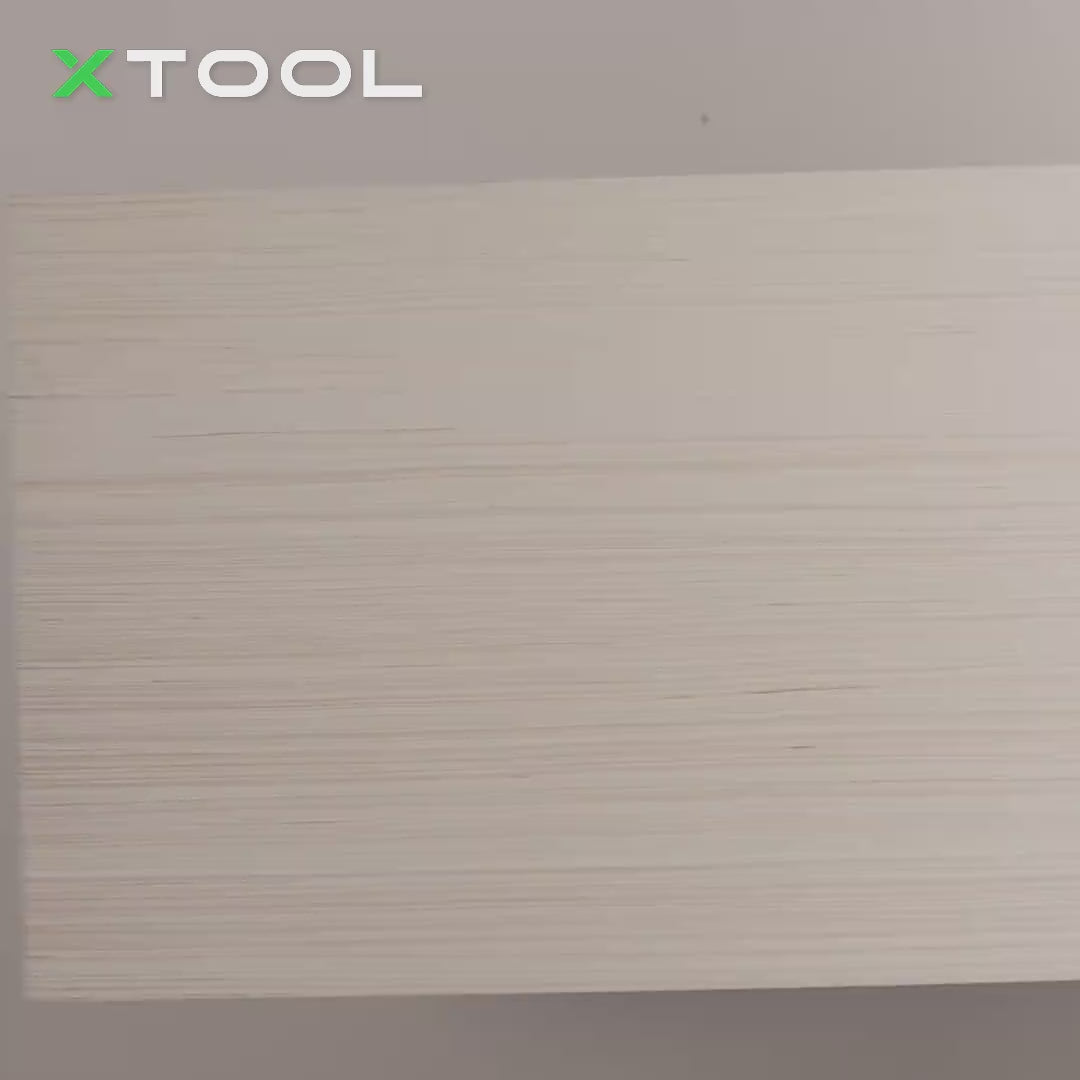 xTool P2S - Découpeur Laser CO2 de Bureau Polyvalent et Intelligent de 55W